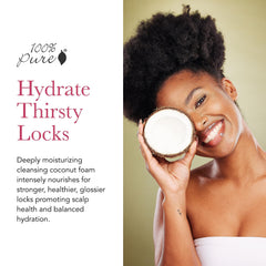 100% PURE Mousse-shampoing coco – application facile pour démêler et hydrater les cheveux.