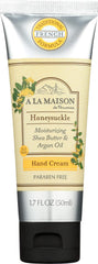 Crème hydratante pour les mains A La Maison au chèvrefeuille, douceur durable.