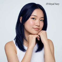Adore couleur semi-permanente Royal Navy — application directe, sans mélange, résultat homogène.
