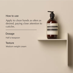 Détail du Lavage Resurrection – texture légère et purification délicate