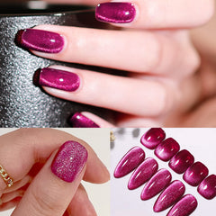 AHAMIOU effet œil-de-chat lumineux sous lumière pour des ongles glamour.