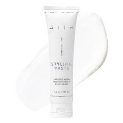 AIIR Pâte de coiffage, bouteille et texture lisse, pour une coiffure définie.