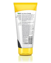 Effet réchauffant du nettoyant Alba Botanica Détox ouvre les pores