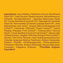 Texture crèmeuse d'Alba Botanica sur les mains, application veloutée et facile.