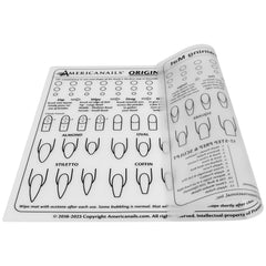 AMERICANAILS Rouler et ranger le tapis d'ongles pour optimiser l'espace.