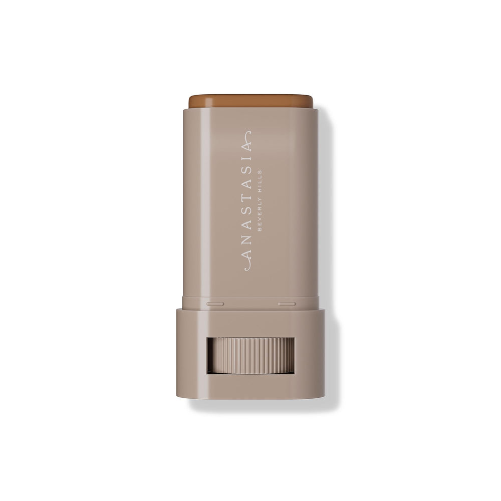 Anastasia Beverly Hills Beauty Balm Serum sur flacon, texture légère pour fini naturel.