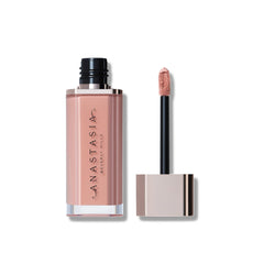 Swatch Lip Velvet Pure Hollywood, pigment intense sur peau, rendu précis.