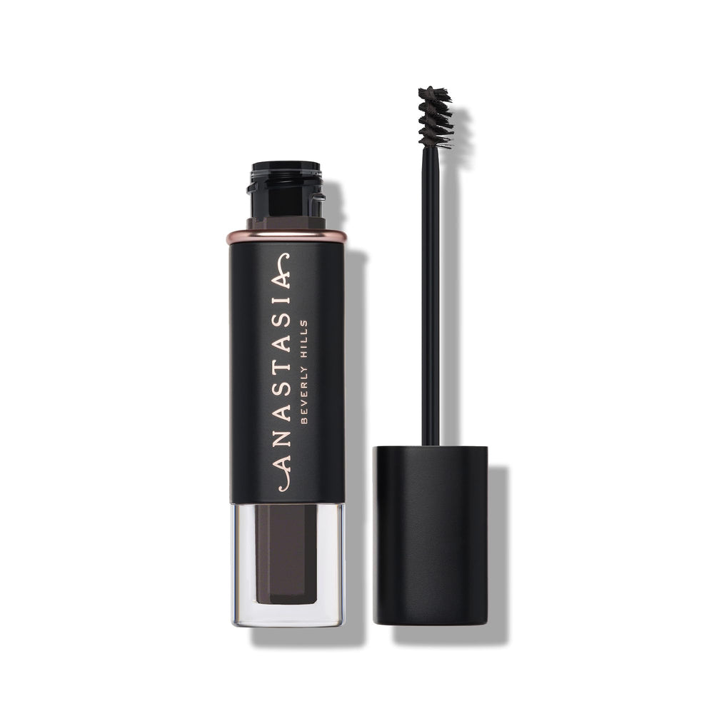 Anastasia Beverly Hills gel teinté sourcils brun moyen, volume naturel.
