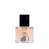 ANILLO essence-cheveux thé noir en bouteille pour nourrir les longueurs.