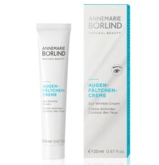 Texture onctueuse de la crème contour des yeux ANNEMARIE BÖRLIND, absorption rapide.