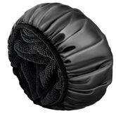 Bonnet de douche Aquior triple couche protège les cheveux pendant la douche.