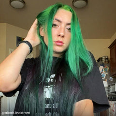 ARCTIC FOX Phantom Green et Aquamarine: mélange pour teinte émeraude unique.