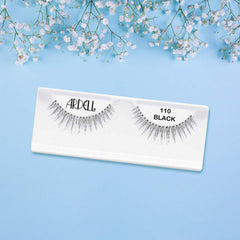 Ardell Cils Naturels 110, bande invisible pour un port confortable.