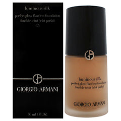 Flacon Armani fond de teint, teint lumineux et fini naturel