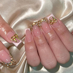 Ashowner ongles press-on – style 3 pour une touche glamour.