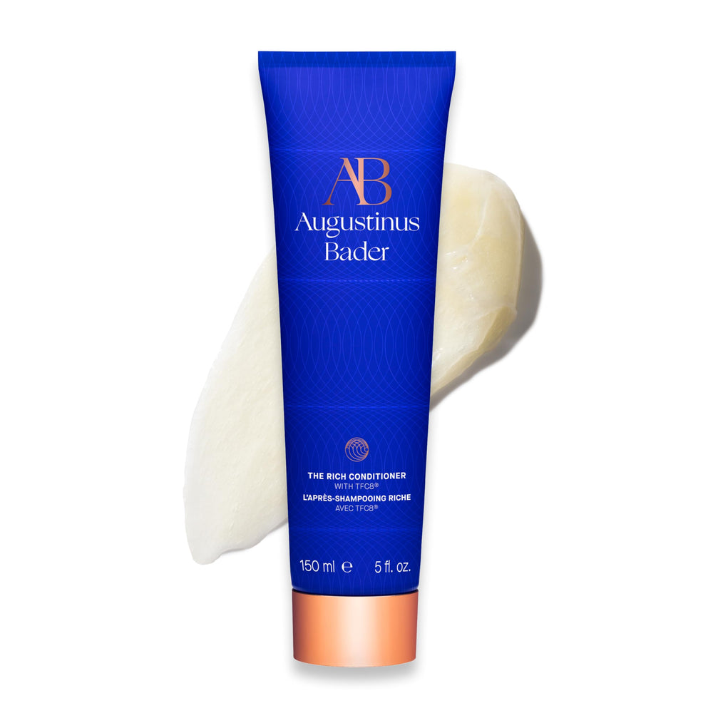 Le flacon d'Augustinus Bader The Rich Conditioner, pour une hydratation durable.