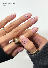 AutyaMee bandes-gel rose pâle pour un fini naturel et longue tenue.