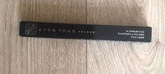 Texture douce Avon Glimmersticks sans tirer sur la paupière.