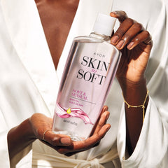 Application après douche avec AVON Skin So Soft Soft & Sensual