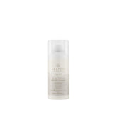 Awapuhi Wild Ginger Shine Spray montre une brillance légère pour un fini naturel.