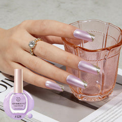 AZUREBEAUTY Dreamy Purple, application fluide nécessitant deux couches pour une couleur intense.