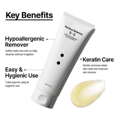 Massage visage avec B_LAB CICA Soft Meltaway pour démaquillage efficace.