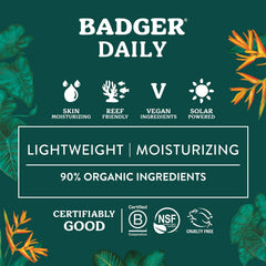 Badger Sunscreen en extérieur à la plage avec texture légère.