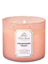Bougie Champagne Toast Bath & Body Works à trois mèches, parfaite pour l'ambiance festive