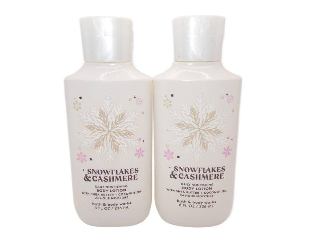 Bath & Body Works Snowflakes & Cashmere: flacons hydratants et parfum subtil pour hydratation quotidienne.