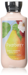 Bath & Body Works Pearberry, flacon lotion, hydratation légère et parfum fruité.