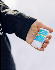 Bâton Dermatone portatif : idéal pour une utilisation rapide avant l’effort.