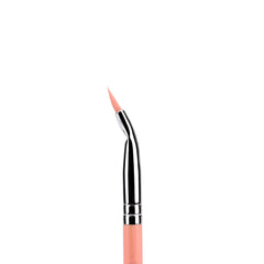 Bdellium Tools manche bambou rose, prise en main confortable et éco-responsable.