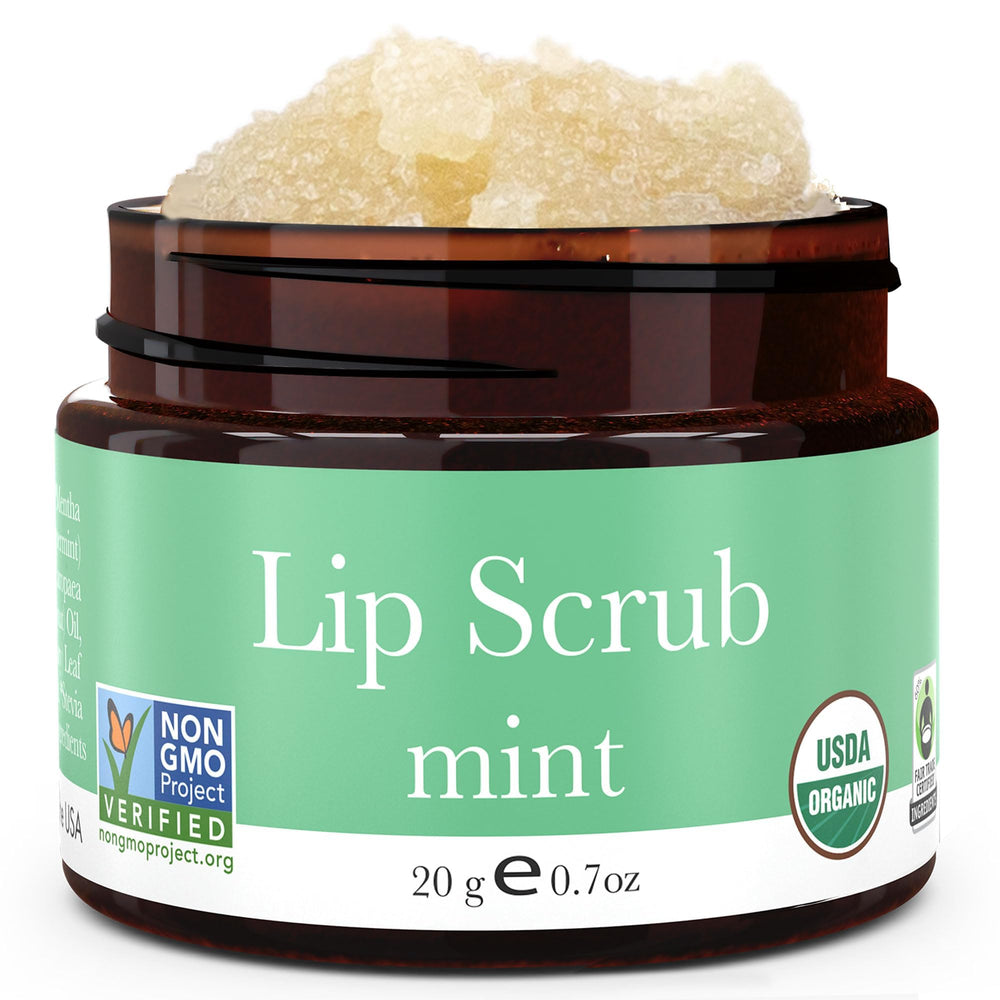 Beauty by Earth gommage lèvres menthe en pot, exfolie en douceur et prépare l'hydratation.