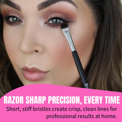 Brosse Beauty Junkees pour définition des sourcils plat, tracé net.