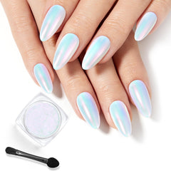 Beetles Chrome Poudre aurora sur ongles gel avec effet miroir holographique.