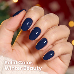 Beetles Vernis Gel bleu marine, deux couches suffisent pour une couleur opaque et durable.