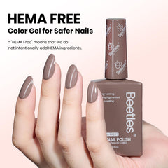 Beetles Vernis Gel brun chocolat – application lisse sur ongles pour une manucure homogène.