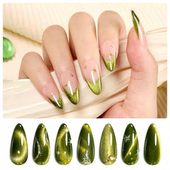 Beetles Vernis Gel œil-de-chat olive vert, effet miroir élégant pour vos ongles.