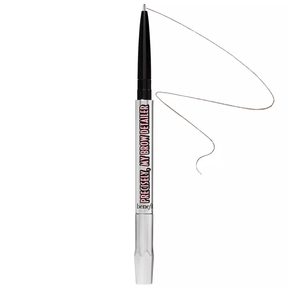 Benefit Precisely My Brow Detailer, pointe microfine pour traits fins et précis.