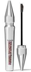 Benefit Precisely My Brow Wax avec brosse double-face pour une application ciblée