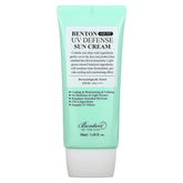Benton Air Fit UV Defense Creme Solaire – bouteille présentée avec protection UV pratique au quotidien