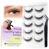 Cils BEYELIAN auto-adhésifs prêts à poser pour un regard naturel.