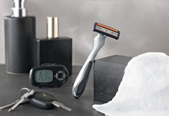 BIC Flex 4 Comfort : lames independantes pour une coupe nette et précise.