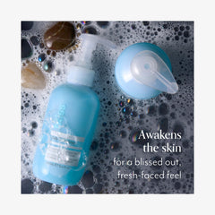 Texture mousse légère, nettoyage rafraîchissant du visage.