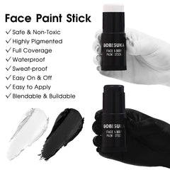 BOBISUKA poudre transparente matte fixe le look avec une finition nette.