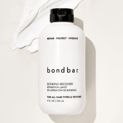 Bondbar Traitement Cheveux Endommagés, massage des longueurs pour une répartition facile.
