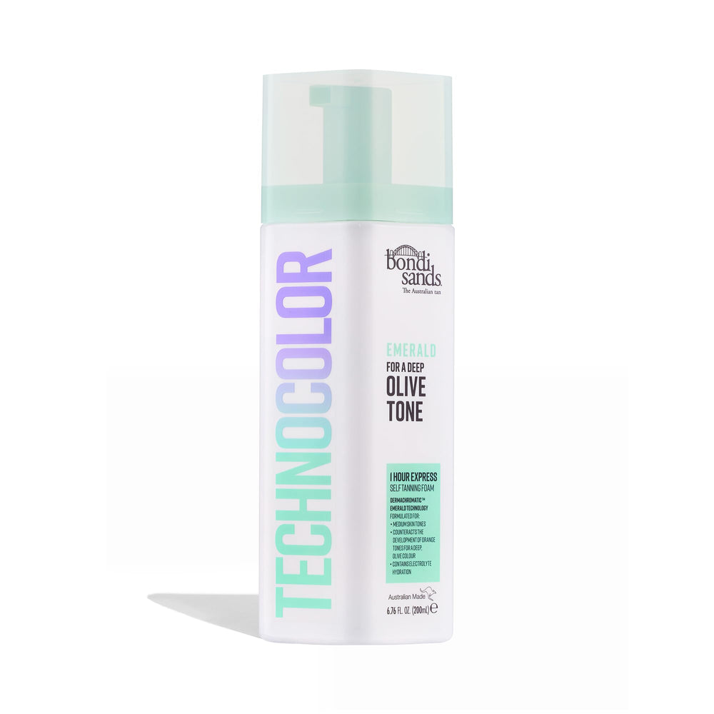 Bondi Sands Technocolor Emerald mousse application: guide vert pour éviter l'orange.