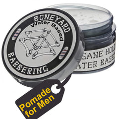 Pommade matte Boneyard Barbering à base d’eau pour coiffage fluide et naturel.