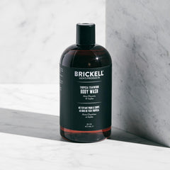 Gel douche Brickell — ingrédients naturels visibles, soin hydratant sans agressivité.