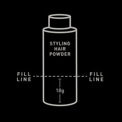 Application de Brickell Poudre Styling pour augmenter le volume capillaire.